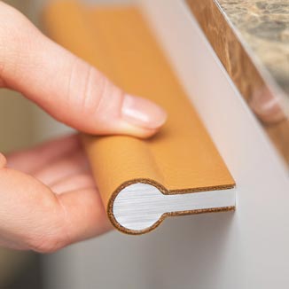 Möbelgriffe SOHO mit Leder, handgefertigt von minimaro Möbelgriffe SOHO mit Leder, handgefertigt von minimaro
