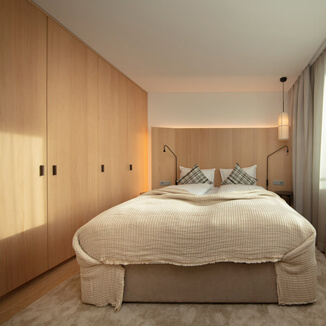 Schrankgriffe mit Leder COMO in Schlafzimmer Schrankgriffe mit Leder COMO in Schlafzimmer