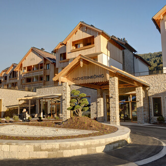 Möbelgriffe aus Leder im Hotel Dachsteinkönig Möbelgriffe aus Leder im Hotel Dachsteinkönig