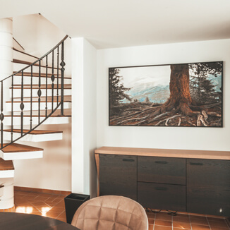 Möbelgriffe aus Leder im Hotel Mont Cervin Palace in Zermatt Möbelgriffe aus Leder im Hotel Mont Cervin Palace in Zermatt