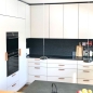 Mobile Preview: Möbelgriffe COMO-GRANDE in weißer Küche