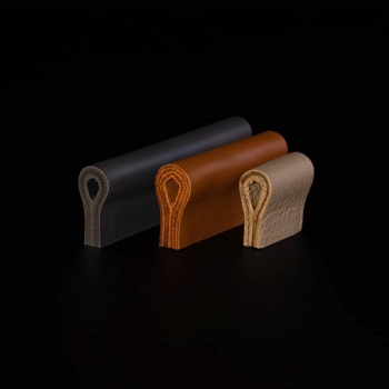 Griffe für Schubladen aus exklusivem Leder, handgefertigt von minimaro