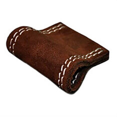 Leather cabinet handles with decorative stitching in 4 sizes and 57 leather colors - CHALET-PRESTIGE Cabinet hardware in farmhouse style - CHALET-PRESTIGE