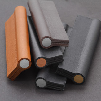 Leather cabinet handles COMO in different colors and inner rods Leather cabinet handles COMO in different colors and inner rods