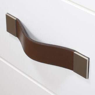 Leather drawer pulls made of luxury leather by minimaro Leather drawer pulls made of luxury leather by minimaro