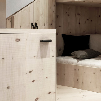 Leather drawer pulls in black, handcrafted by minimaro Leather drawer pulls in black, handcrafted by minimaro