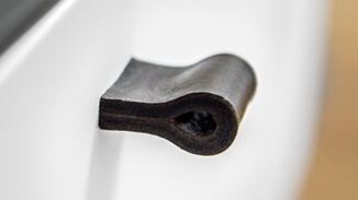 Leather handle for furniture in dark brown Leather handle for furniture in dark brown