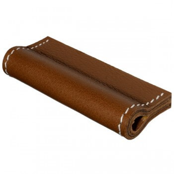 Exklusive Schrankgriffe aus Leder mit Ziernähten > minimaro.de